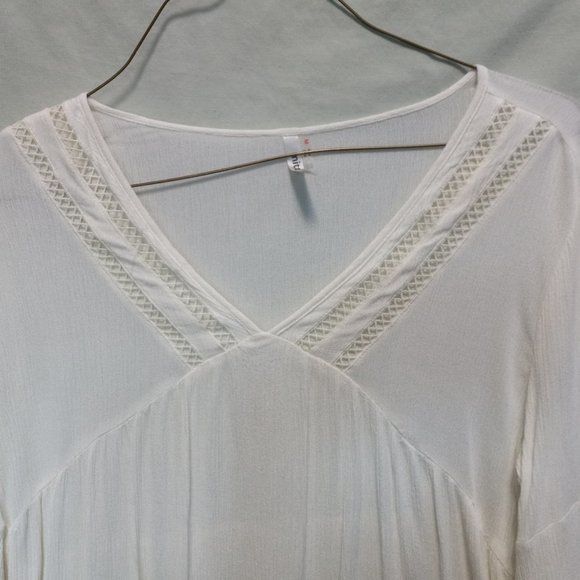 White Crepe Asymmetrical Embroidered Fluttery Top Medium (T-273) - Picture 6 of 11